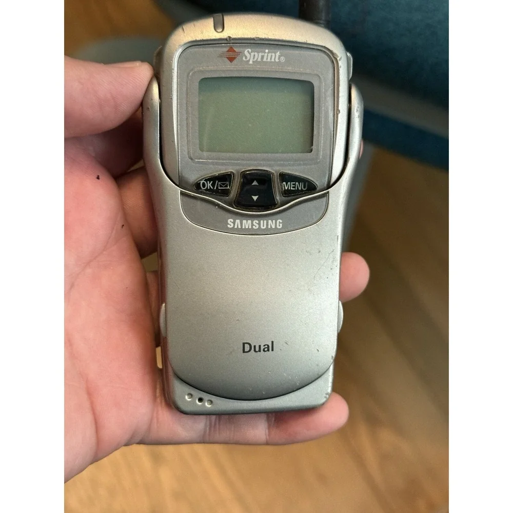 Samsung SCH-3500 Vintage - No Sim Card -‎ Untested, No Power Cord